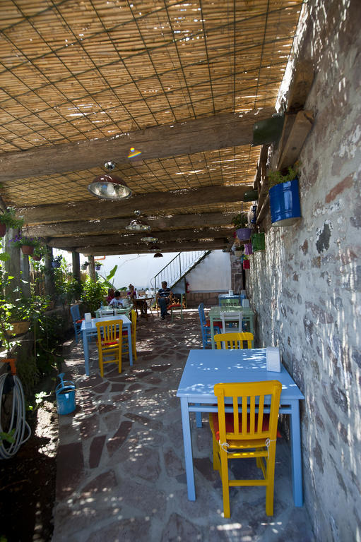 Mahzen Hotel Ayvalik Exterior photo